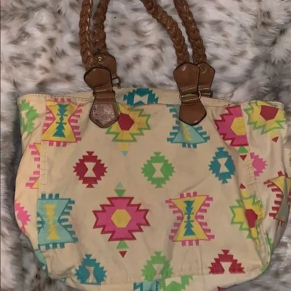 Aztec xoxo bag   - Picture 6 of 6